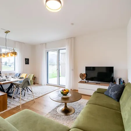 Family Nest Goldeck & By Interhome Appartamento