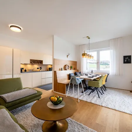 Family Nest Goldeck & By Interhome Apartamento Lendorf